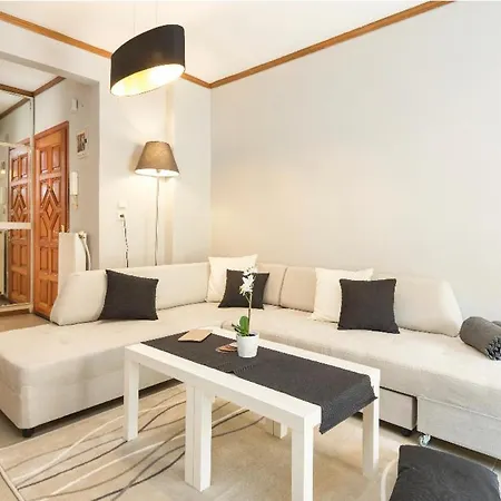 Center 7Min 95Sqm 2Bdr 2Ndfloor 2Ac Optical Fiber 2 Smarttv Marble Wc Moschitos Nets Netflix Thessaloniki