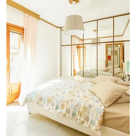 Center 7Min 95Sqm 2Bdr 2Ndfloor 2Ac Optical Fiber 2 Smarttv Marble Wc Moschitos Nets Netflix * Thessaloniki