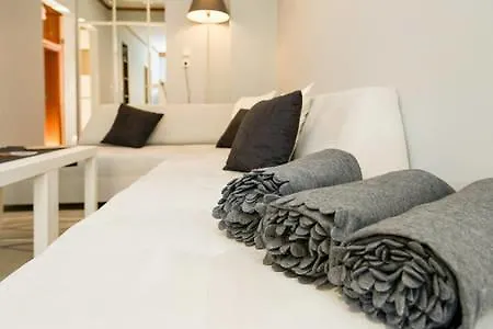 Center 7Min 95Sqm 2Bdr 2Ndfloor 2Ac Optical Fiber 2 Smarttv Marble Wc Moschitos Nets Netflix Thessaloniki