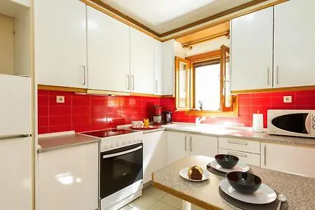Center 7Min 95Sqm 2Bdr 2Ndfloor 2Ac Optical Fiber 2 Smarttv Marble Wc Moschitos Nets Netflix Apartment Thessaloniki